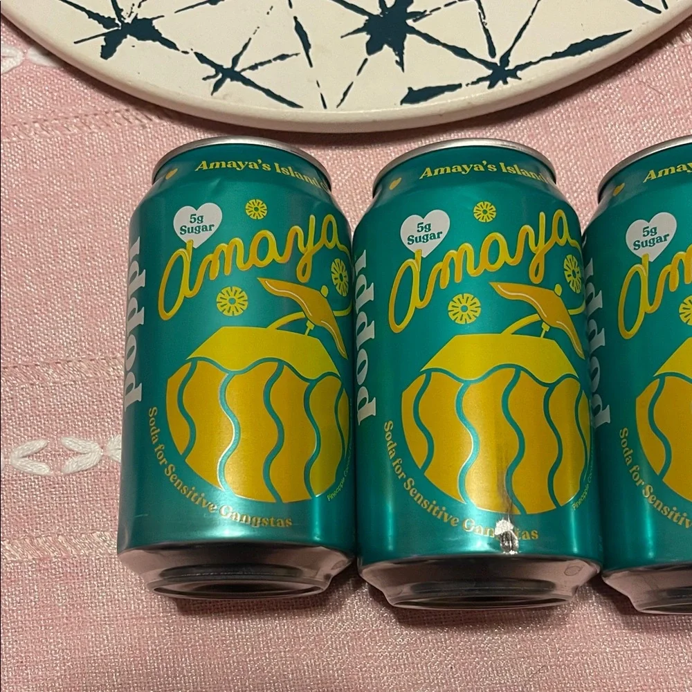 4 Cans of Poppi - Amaya's Island Colada Prebiotic Soda - Picture 2 of 6